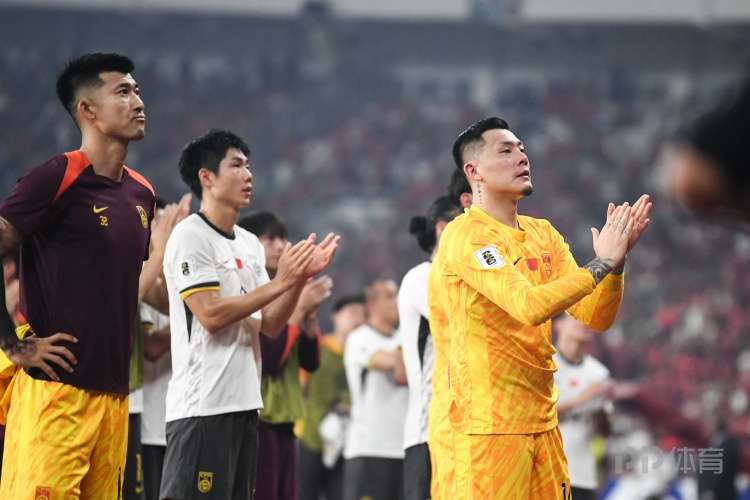 全部售罄！国足7日上午又开了一轮票依然很快售罄，末轮5万人
